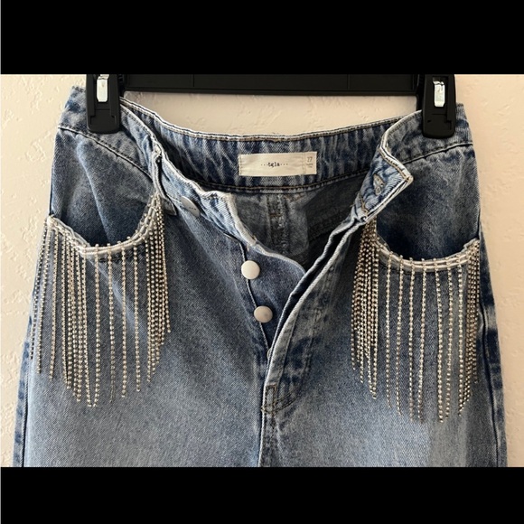 Francesca’s Rhinestone Pocket Jeans - Picture 3 of 3